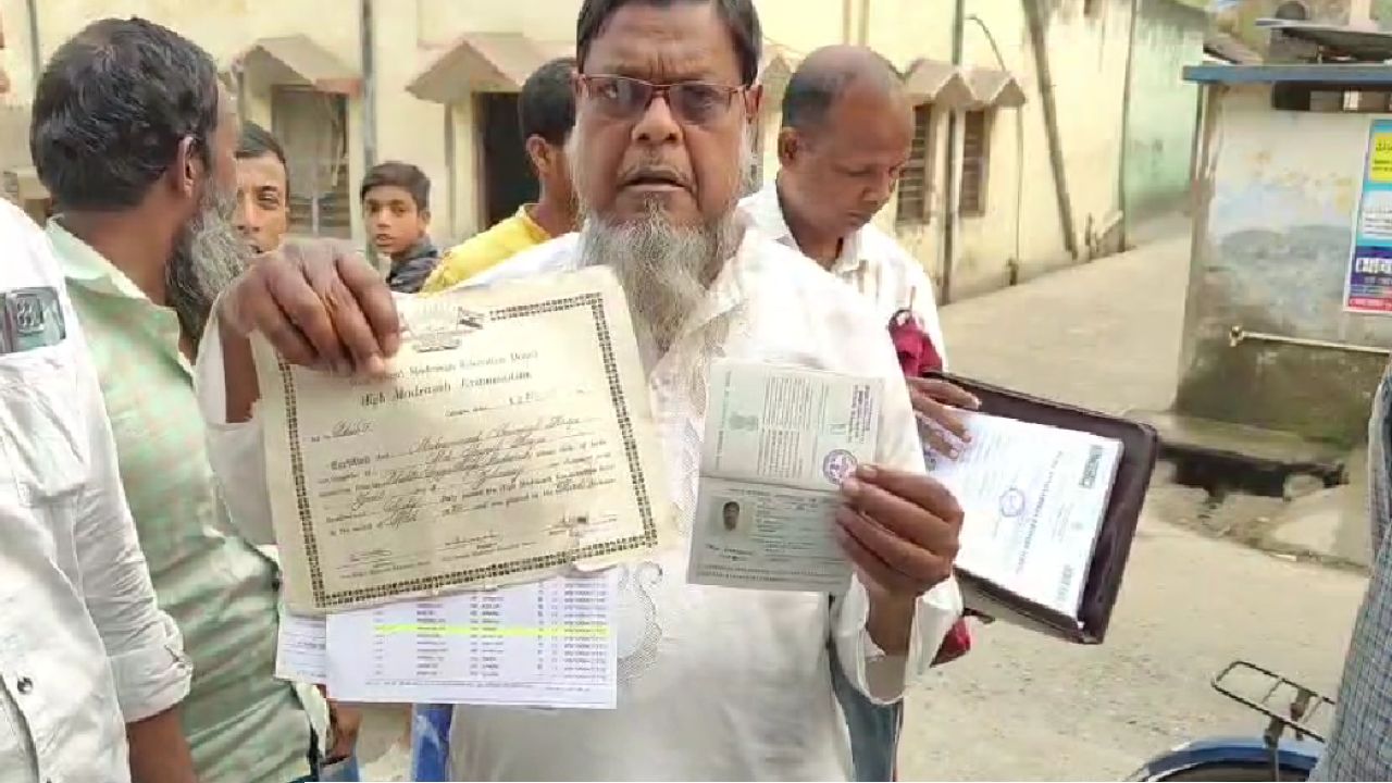 বেলডাঙ্গায় ভোটার তালিকায় তুলকালাম! কারগিল যোদ্ধা থেকে শিক্ষক— সন্দেহের তালিকায় ৭৮৭ জন ভোটার