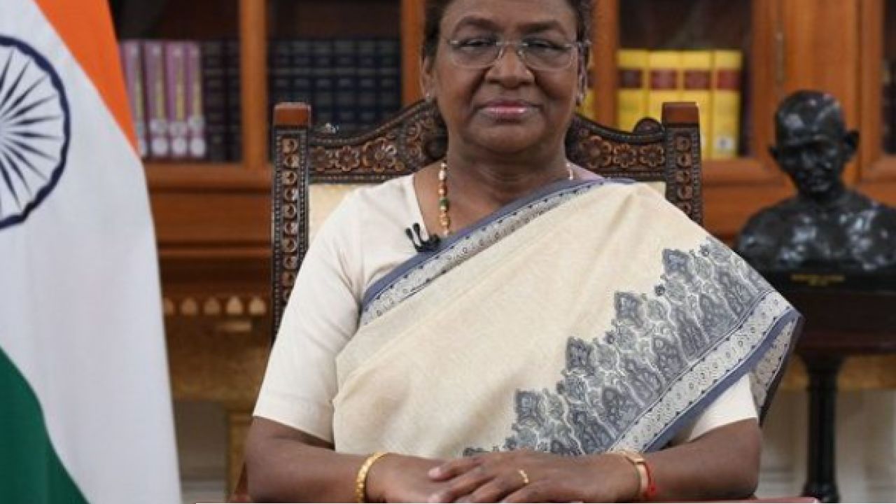 মেটেনি বিবাদ? রাষ্ট্রপতির ‘অ্যাপয়েন্টমেন্ট’ পেতে রাইসিনা হিলস ‘প্রদক্ষিণ’ করছে তৃণমূল
