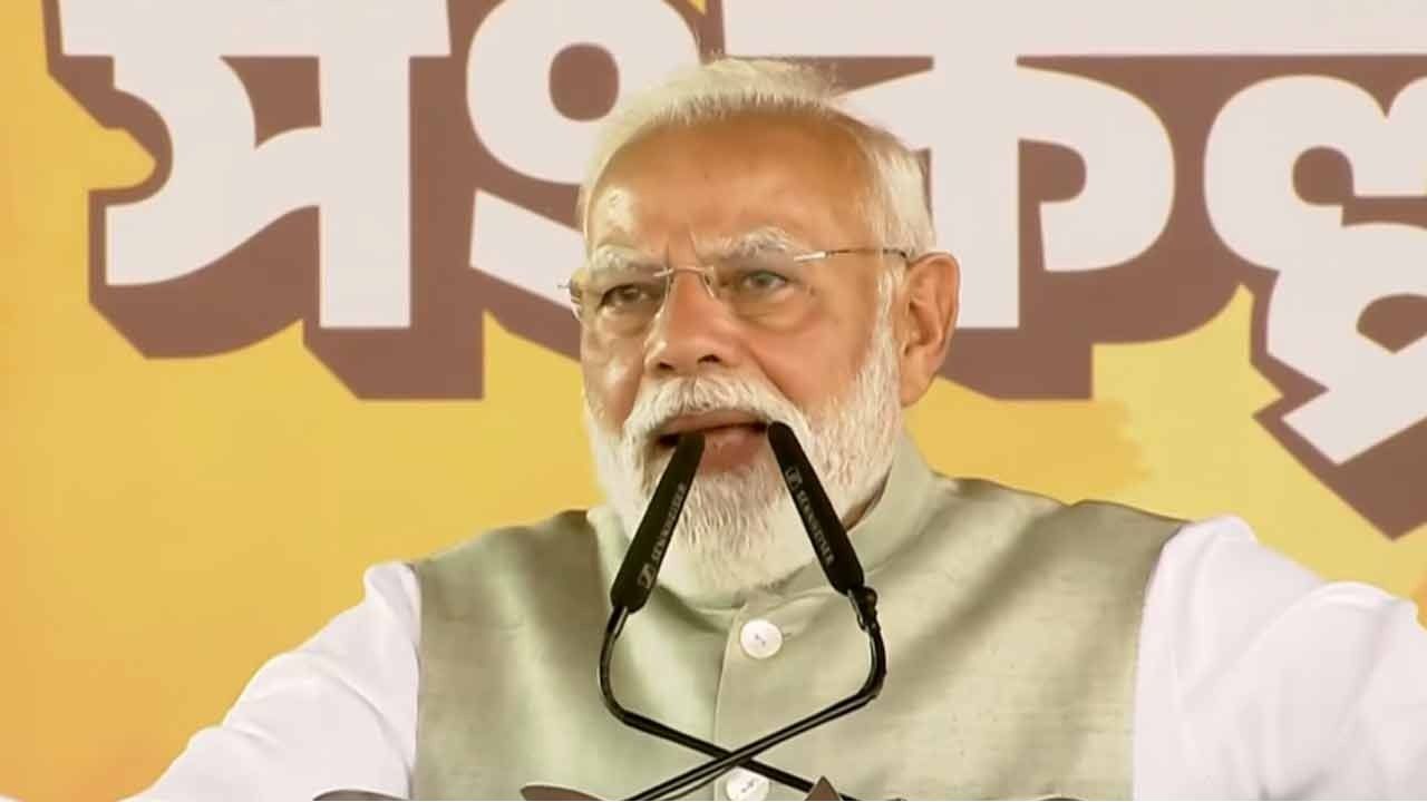 ব্রিগেডে মোদীর ‘পরিবর্তন সঙ্কল্প সভা’: ১৮ হাজার কোটির প্রকল্প উপহার দিয়ে মমতাকে কড়া টক্কর প্রধানমন্ত্রীর!