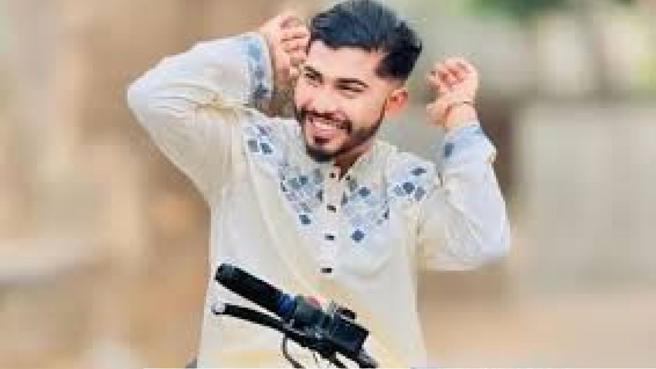 বাংলাদেশের কেন্দ্রীয় শহীদ মিনারে প্রকাশ্যে গুলি করে কনটেন্ট ক্রিয়েটারকে খুন