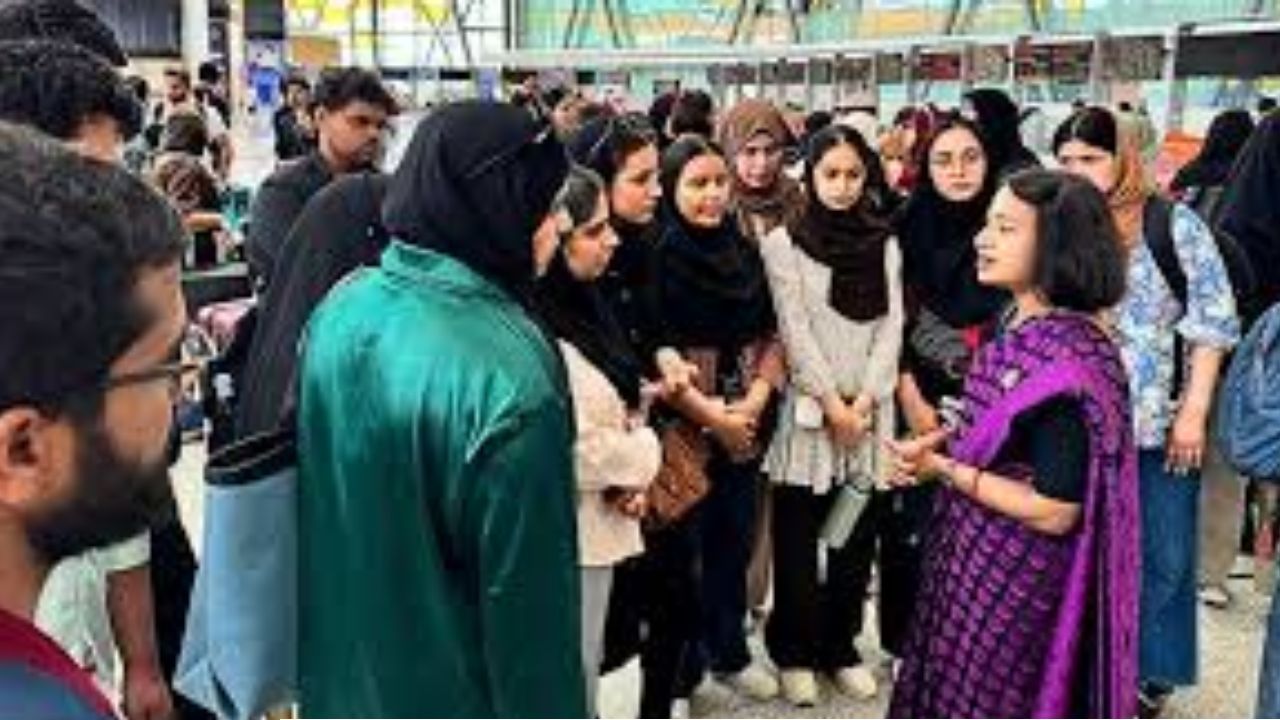 ইরান-ইজরায়েল যুদ্ধ পরিস্থিতি: ৯ হাজার ভারতীয় পড়ুয়ার নিরাপত্তা নিয়ে বড় আপডেট দিল কেন্দ্র