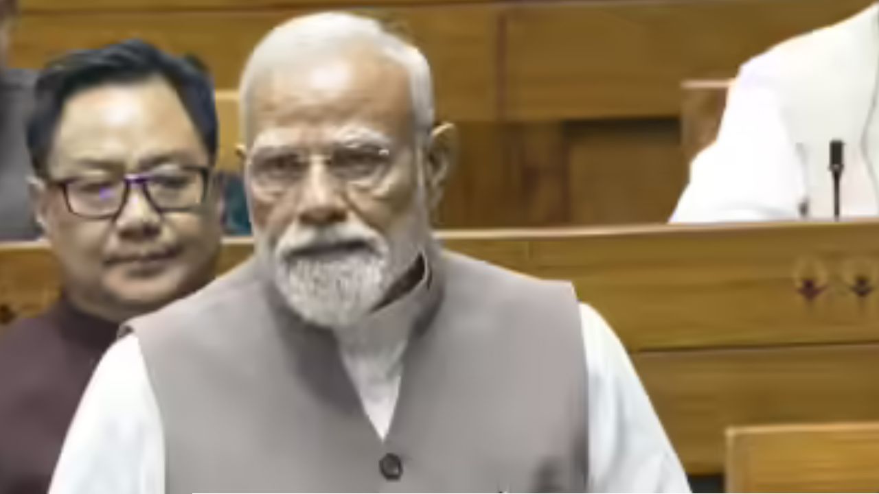 যুদ্ধ পরিস্থিতিতেও অটুট থাকবে জ্বালানি ও সারের জোগান! সংসদে দেশবাসীকে আশ্বস্ত করলেন প্রধানমন্ত্রী মোদী