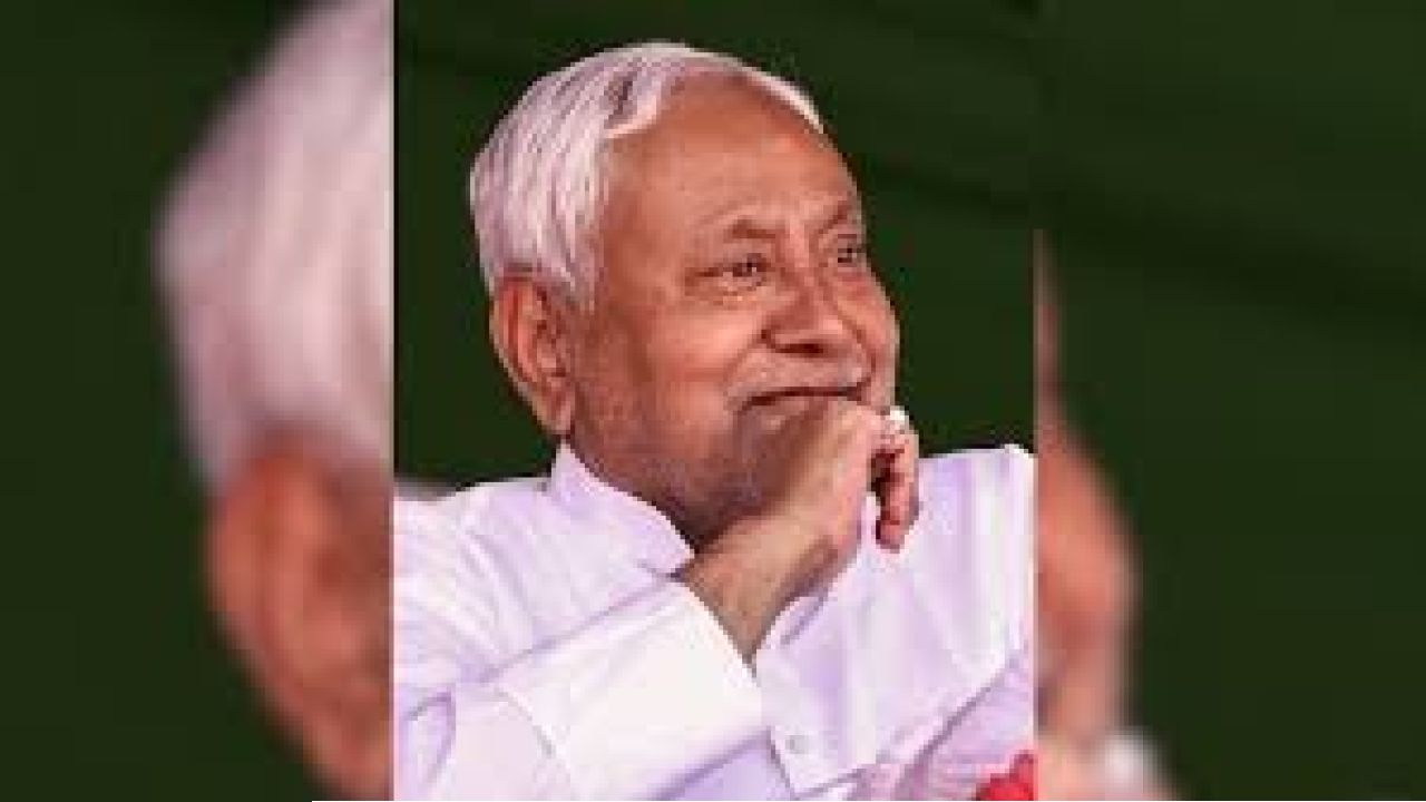 বিহারের রাজনীতিতে মহাপ্রলয়: ২০ বছর পর মুখ্যমন্ত্রীর কুর্সি ছাড়ছেন নীতীশ কুমার!