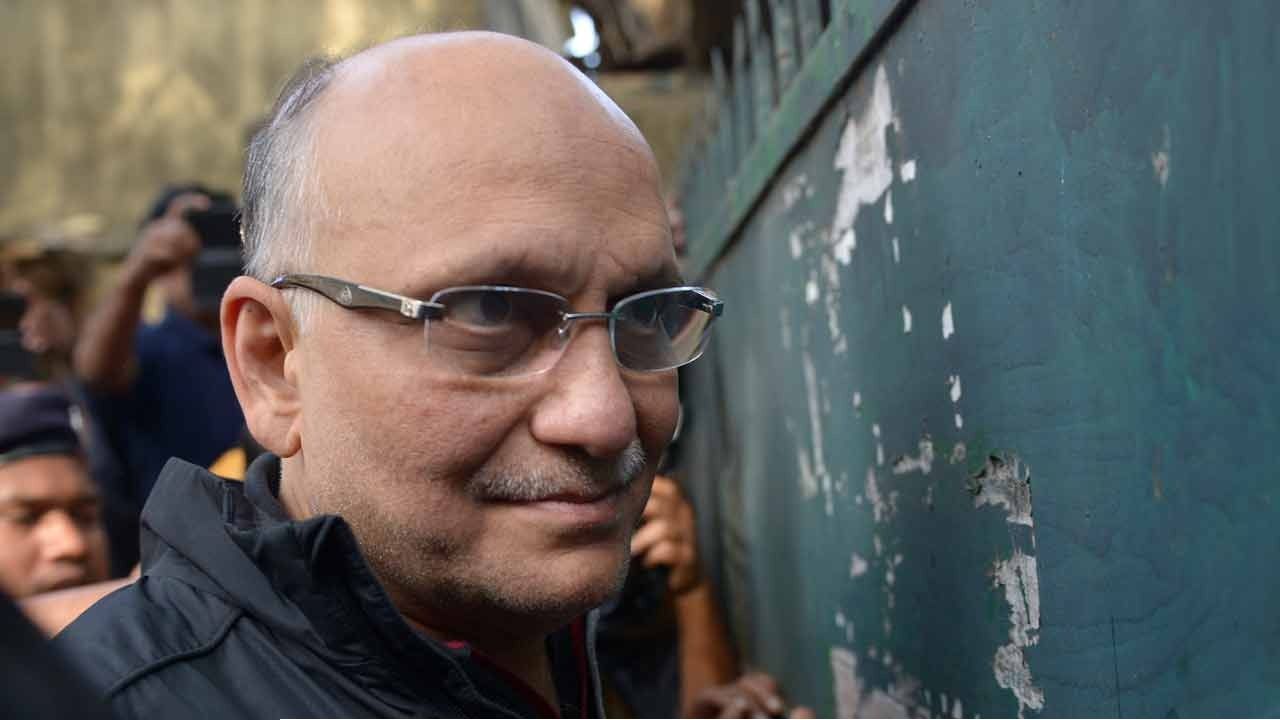 ৬০০ কোটির সাইবার জালিয়াতি! নিউ টাউনের হোটেলের সামনে থেকে গ্রেফতার শিল্পপতি পবন রুইয়া