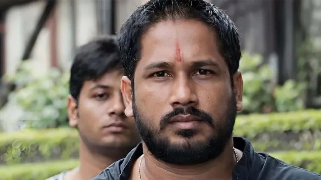 পুলিশের খাতায় বেমালুম গায়েব কুখ্যাত ডন! কসবার ওসির সাসপেনশনে লালবাজারে তোলপাড়