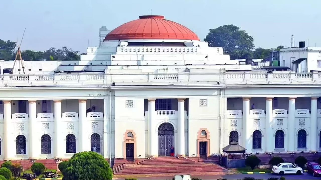 ভোট-মানচিত্রে ভূমিকম্প! ৪২ থেকে বেড়ে ৬৩ সংসদীয় আসন? দিল্লির ‘মাস্টারপ্ল্যানে’ কি রাজনৈতিক দাপট কমবে বাংলার?