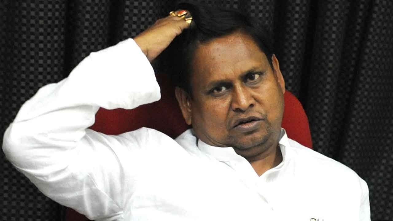 &lsquo;হাজার কোটির ডিল&rsquo; নাকি এআই কারসাজি? বিতর্কিত ভিডিয়ো ইস্যুতে হাইকোর্টে হুমায়ুন