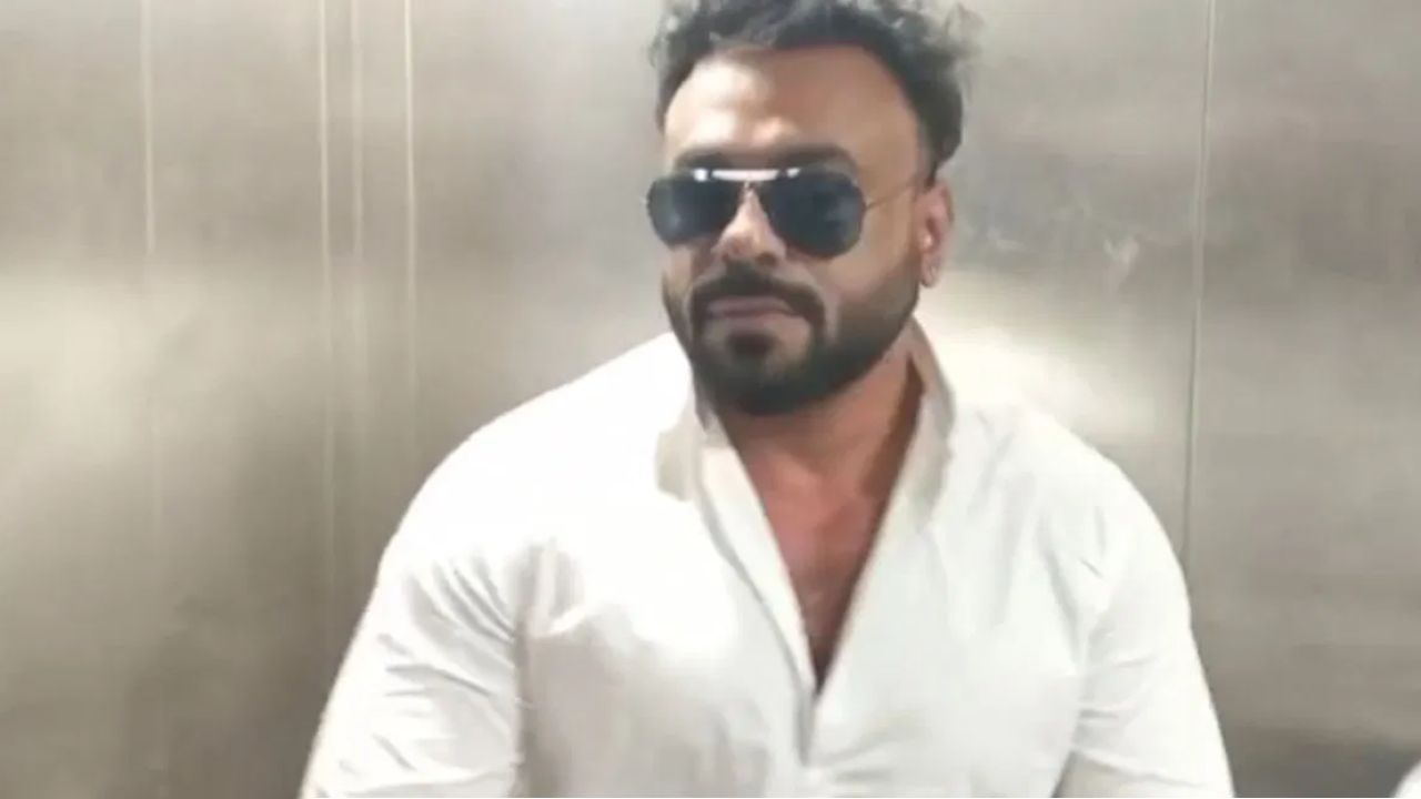ইডির হাতে গ্রেফতার হতেই অসুস্থ সোনা পাপ্পু ঘনিষ্ঠ ব্যবসায়ী, ভর্তি হলেন আরজি করে