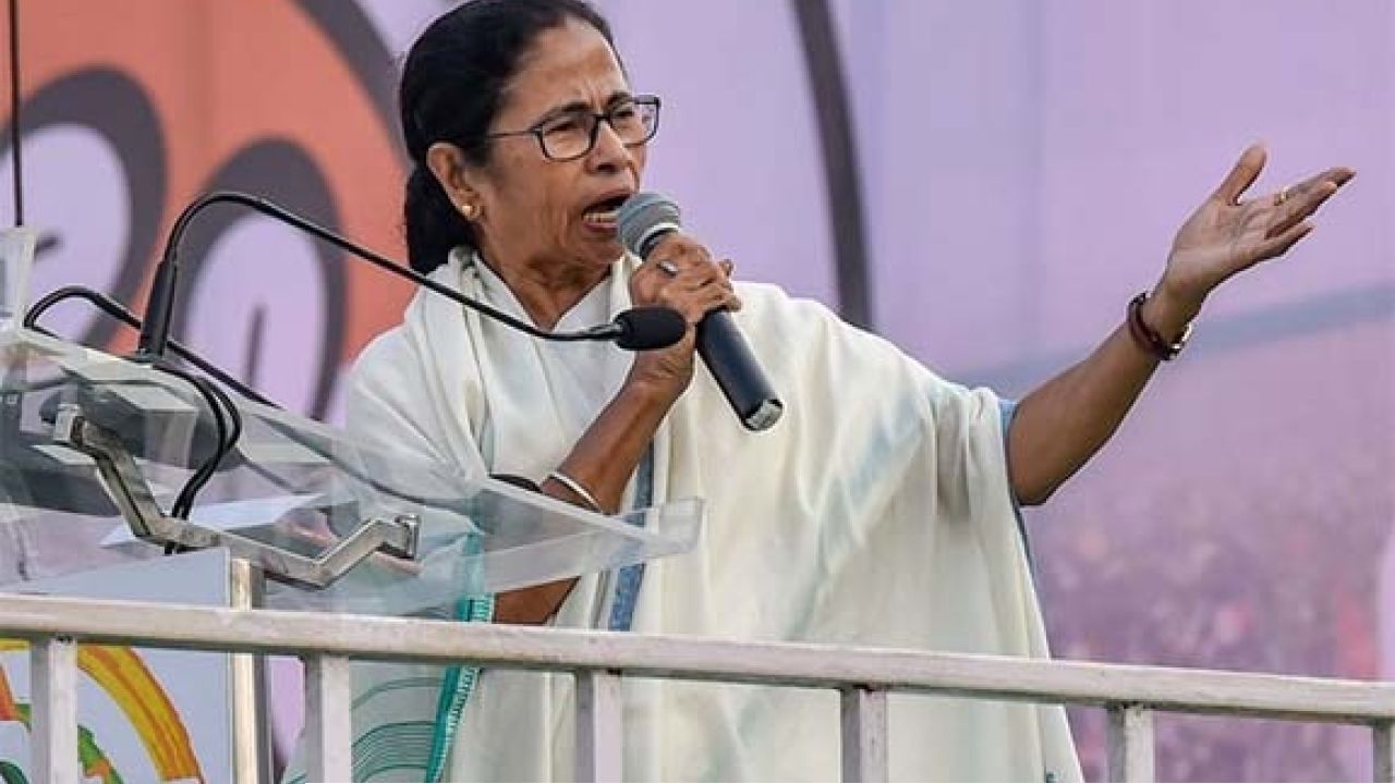 নন্দীগ্রামের পুনরাবৃত্তি রুখতে মরিয়া মমতা! গণনার আগের রাতে কালীঘাটে জরুরি তলব, কী সেই 'মাস্টারপ্ল্যান'?