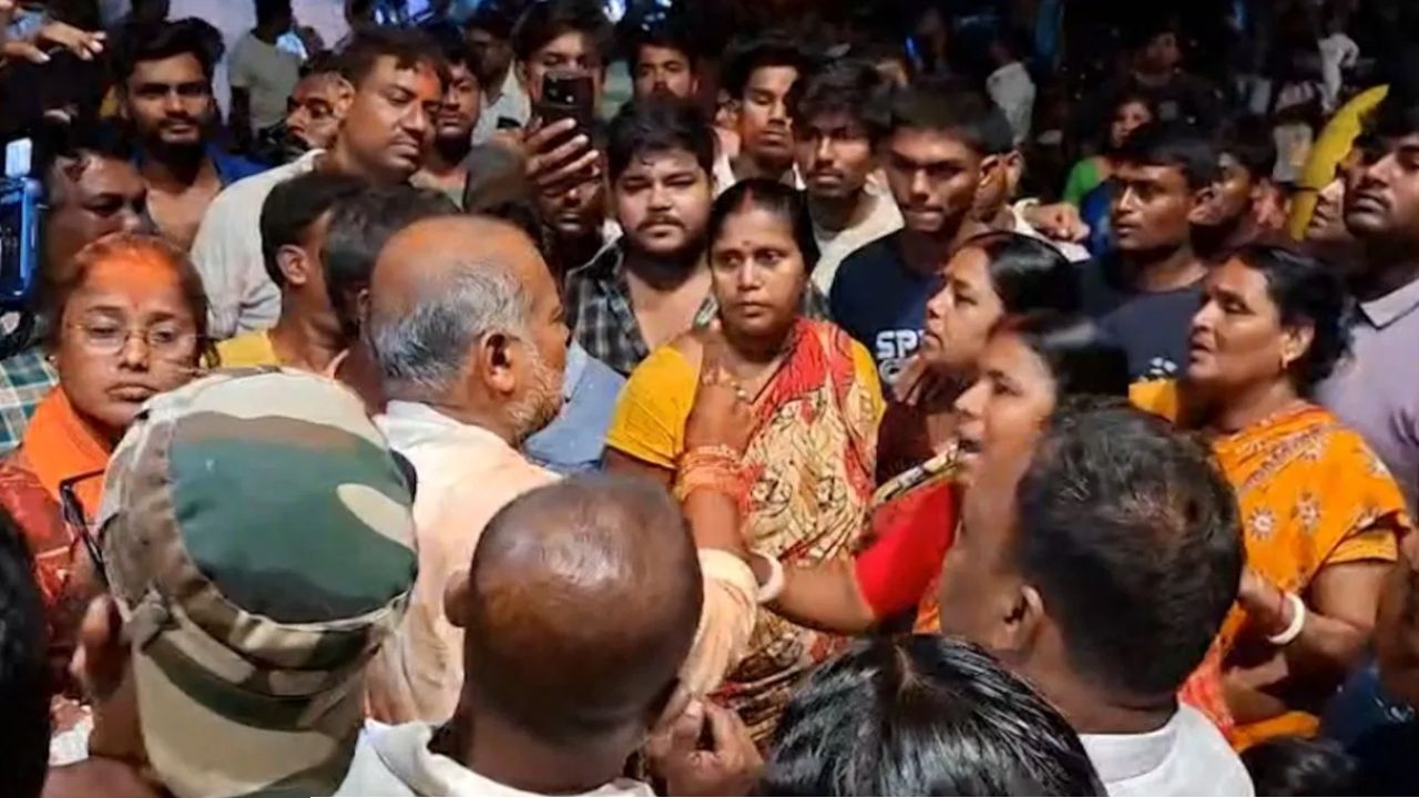 ফল বেরোতেই বধ্যভূমি বাংলা! ২৪ ঘণ্টায় ৪ খুন, নিউটাউনে বিজেপি কর্মীকে পিটিয়ে হত্যার অভিযোগে রণক্ষেত্র এলাকা