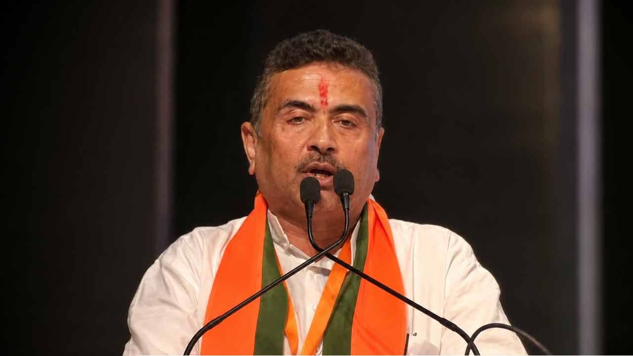 &lsquo;আমি নয়, আমরা!&rsquo; হবু মুখ্যমন্ত্রী শুভেন্দুর মুখে স্বামীজির মন্ত্র, দুর্নীতির তদন্তে বসছে বিশেষ কমিশন?