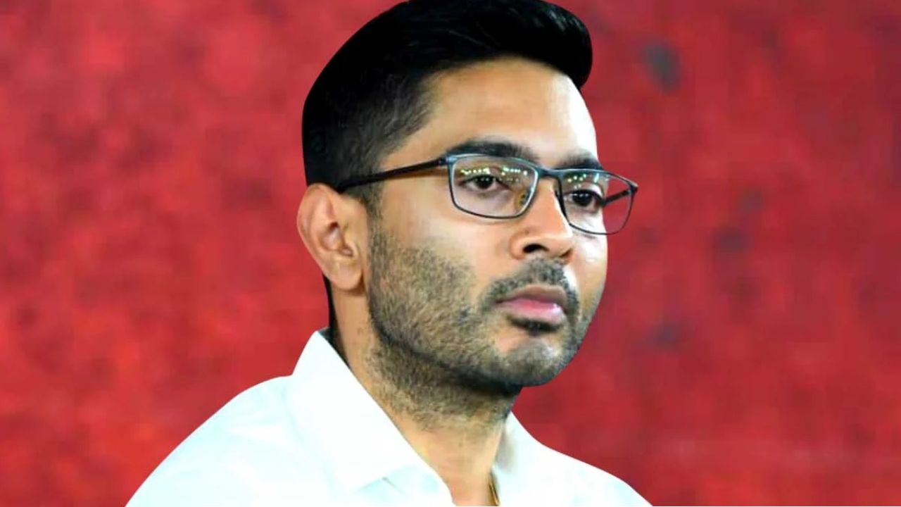 অবশেষে হার স্বীকার! অভিষেকের দীর্ঘ পোস্ট কি তবে &lsquo;আত্মসমর্পণ&rsquo;? তুললেন বিস্ফোরক অভিযোগও