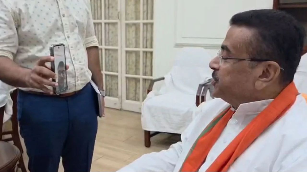 উচ্চ মাধ্যমিকে বাজিমাত আদৃত-মেঘাদের! ভিডিয়ো কলে শুভেচ্ছা জানিয়ে বড় উপহার ঘোষণা মুখ্যমন্ত্রীর
