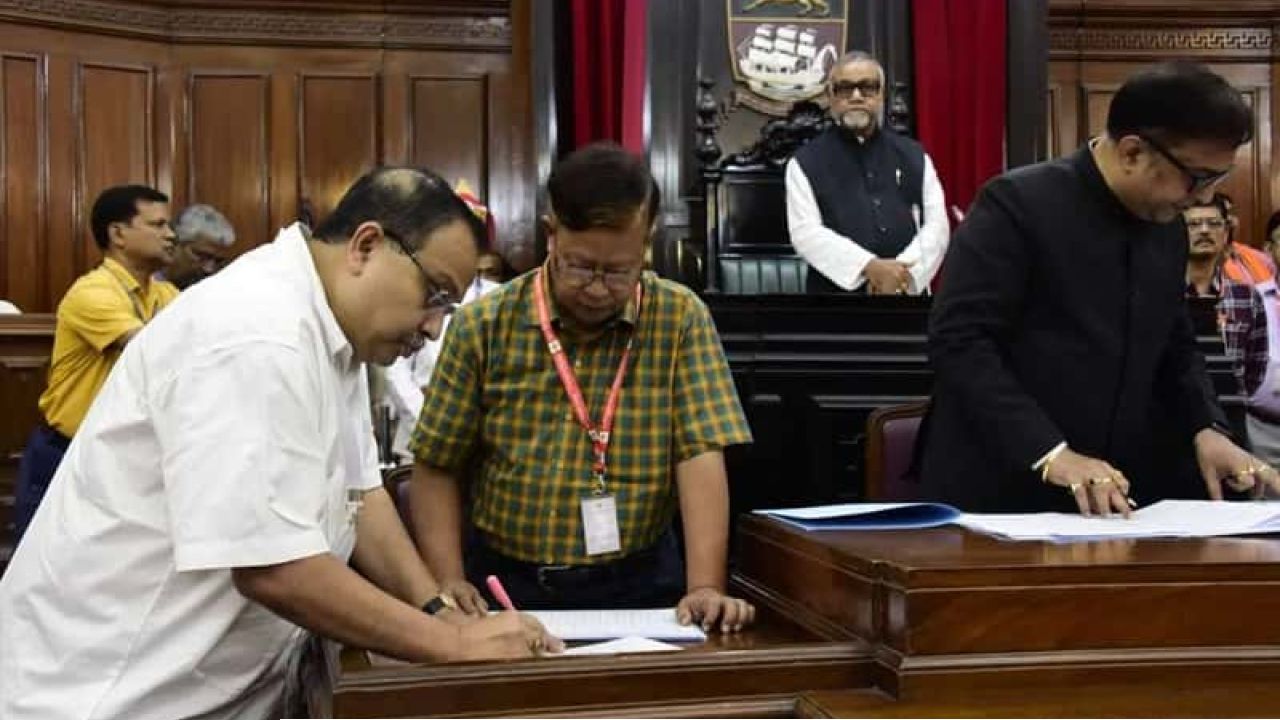 "তাপস-সজলদের দল ছাড়তে বাধ্য করা হয়েছে!" বিধানসভায় শপথ নিয়েই বিস্ফোরক কুণাল, নিশানায় কি সেই 'হেভিওয়েট'?