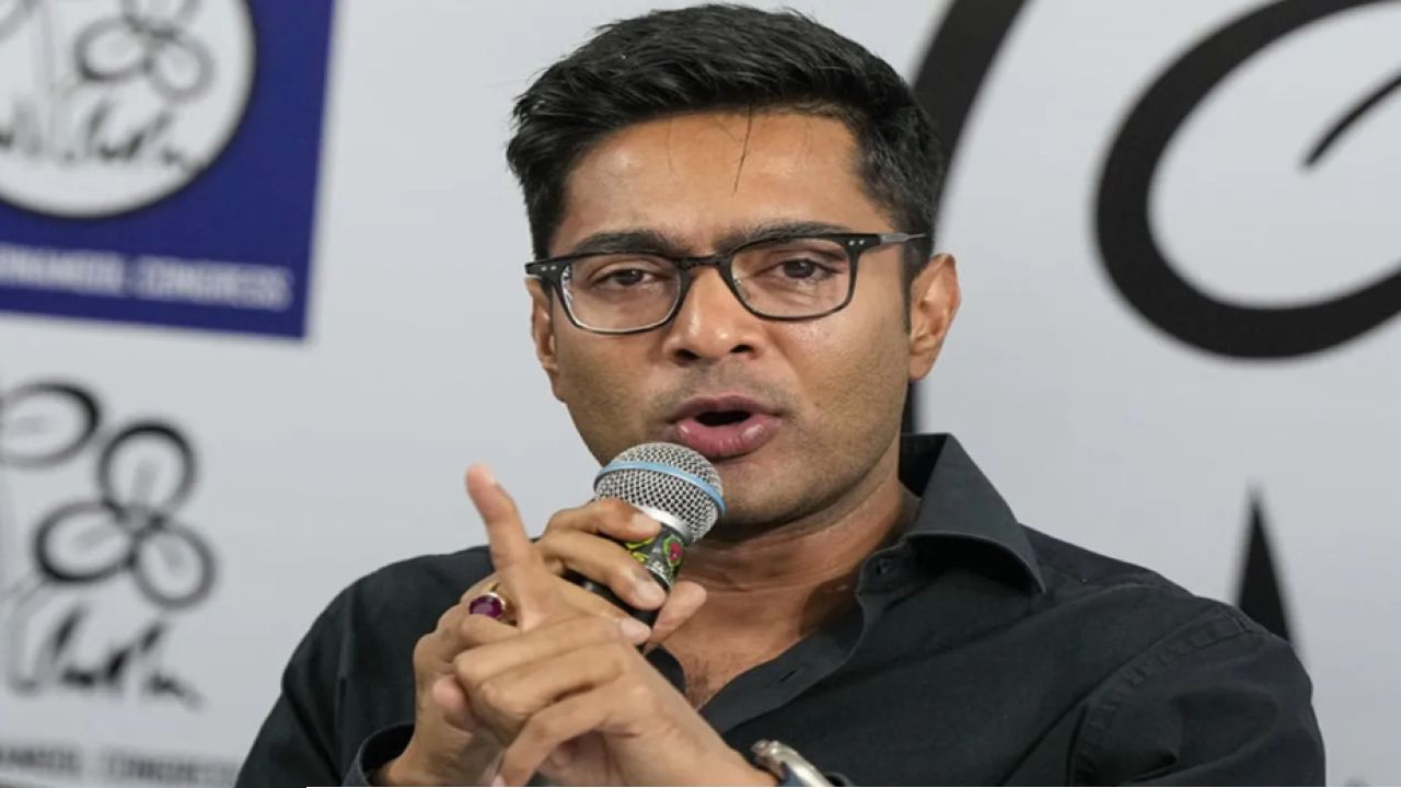 এফআইআর হতেই এবার হাইকোর্টের দ্বারস্থ অভিষেক বন্দ্যোপাধ্যায়: কী এমন বললেন যার জন্য ৫টি ধারায় মামলা?