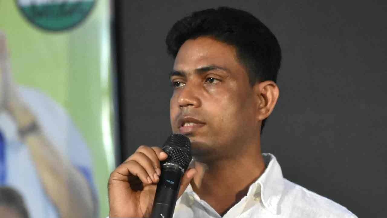 শেষমেশ তাহলে ঝুঁকেই গেলেন ‘পুষ্পা’? পুনর্নির্বাচনের মাত্র ৪৮ ঘণ্টা আগে ময়দান ছাড়লেন অভিষেকের প্রিয় পাত্র জাহাঙ্গির!