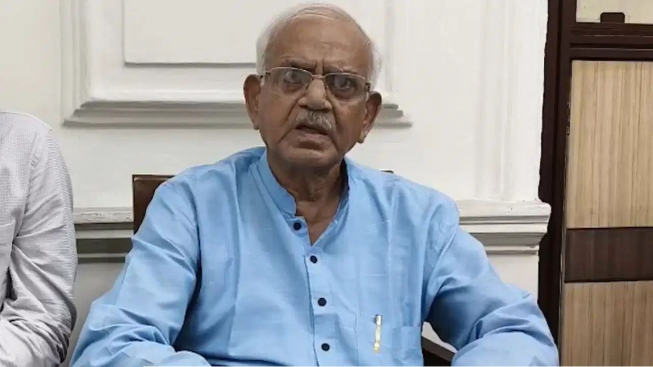 বড় ধাক্কা ঘাসফুলে! কেন এখনও তালাবন্ধ ঘর? শোভনদেবের বিরোধী দলনেতা হওয়া নিয়ে সত্যফাঁস বিধানসভার