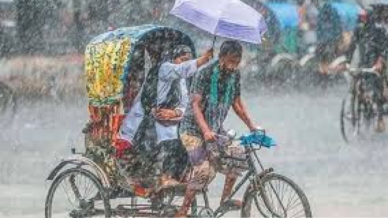অপেক্ষার অবসান! আর মাত্র ৪৮ ঘণ্টা, হুড়মুড়িয়ে রাজ্যে ঢুকছে বর্ষা, দক্ষিণবঙ্গে ধেয়ে আসছে কালবৈশাখীর তাণ্ডব