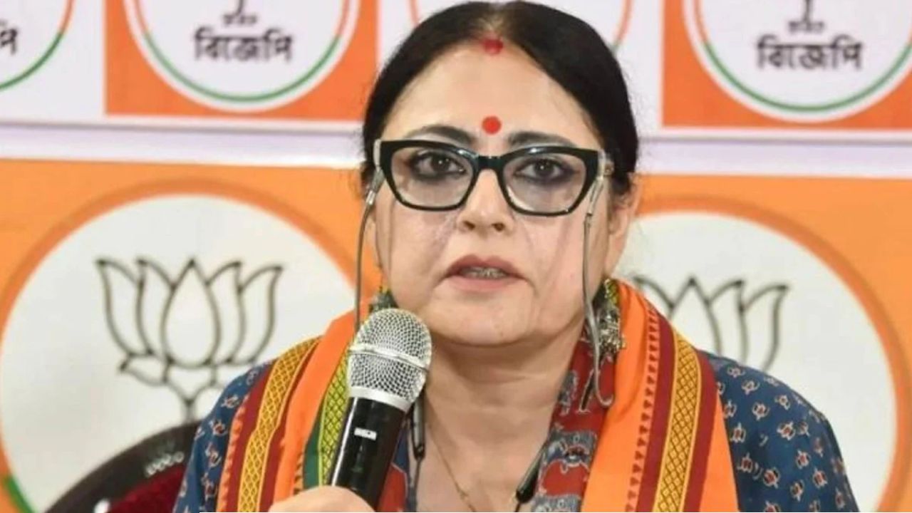 পাহাড়ে এবার মহাতদন্তের খাঁড়া! ১৬টি বোর্ডের সঙ্গে কাঁপবে জিটিএ-ও, প্রাক্তন মুখ্যমন্ত্রীকে বিঁধে বিস্ফোরক পুরমন্ত্রী অগ্নিমিত্রা