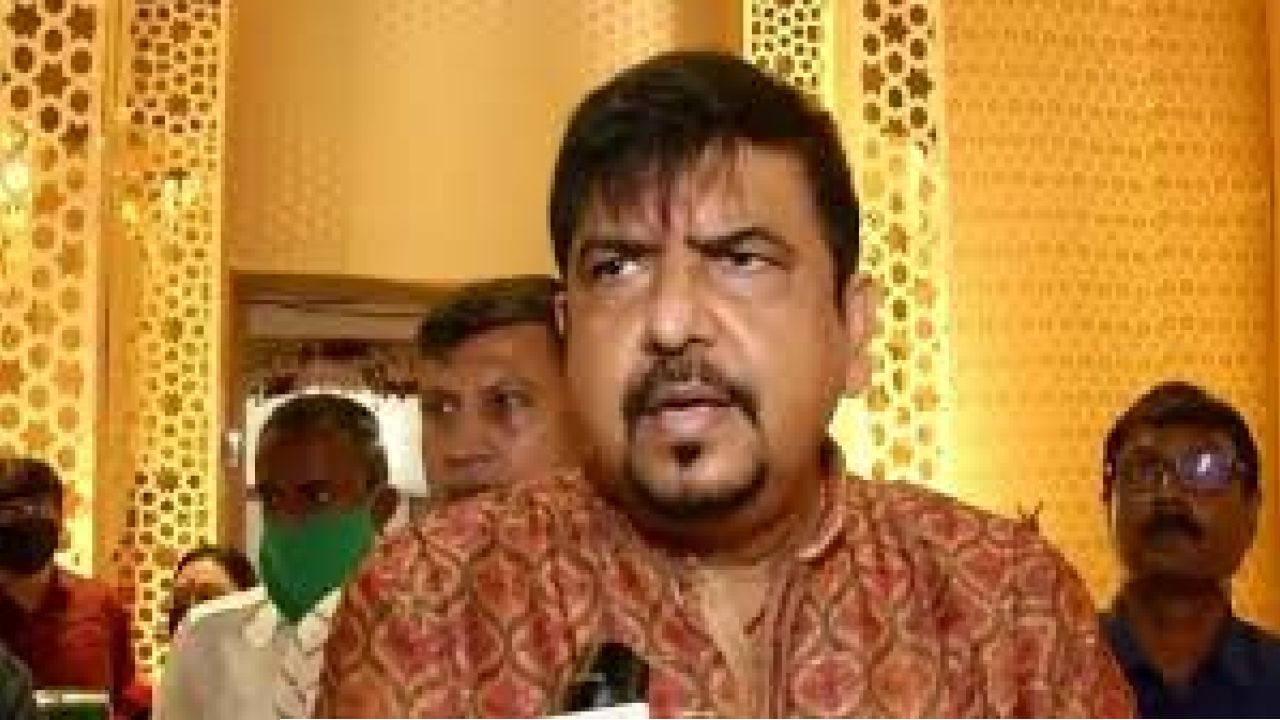 শ্রীভূমির ক্লাবের গোপন গুদামে কোটি কোটি টাকার সরকারি লুঠ! গঙ্গাসাগর মেলার রাশি রাশি উপহার আর ত্রাণ উদ্ধার হতেই হুলস্থুল লেকটাউনে