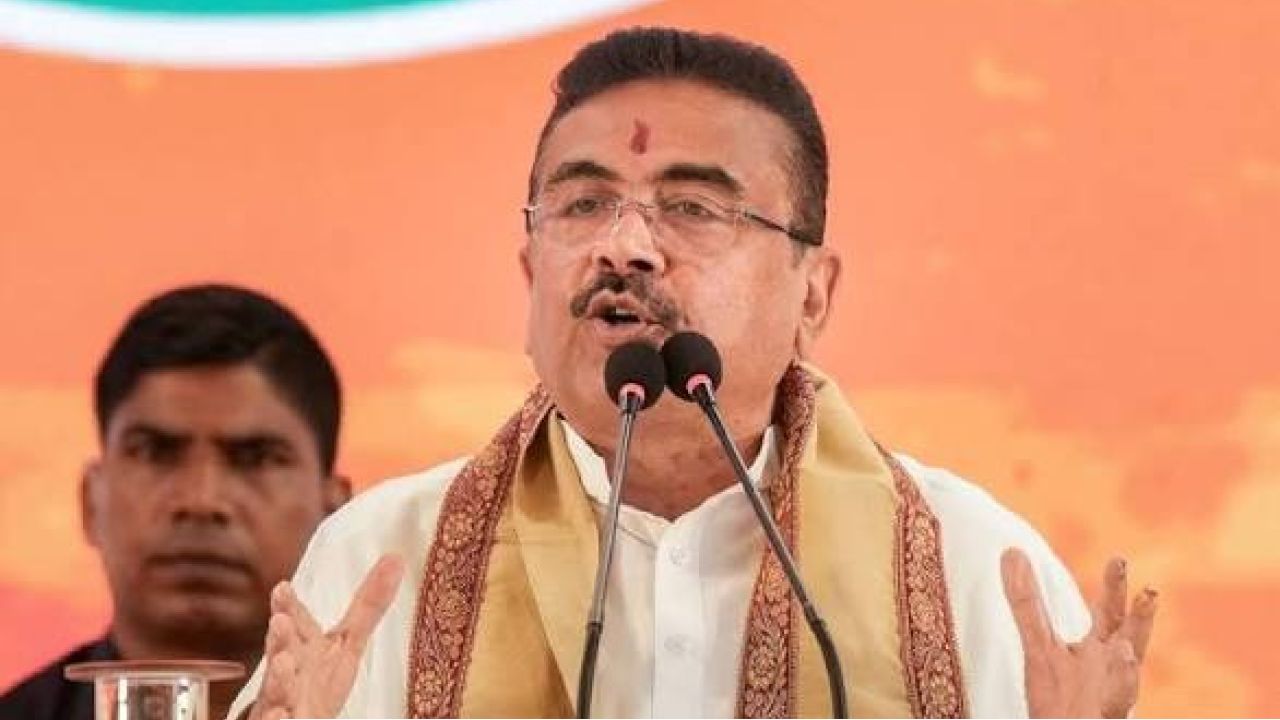 দপ্তরের দরজায় নয়, এবার এক ফোনেই সমস্যা সমাধানের আশ্বাস সরকারের
