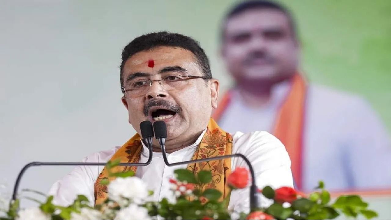 সরকারি কর্মচারীদের পোয়াবারো! এবার বছরের এই বিশেষ দিনে মিলবে আস্ত একটা ছুটি, ধামাকা ঘোষণা শুভেন্দু সরকারের!