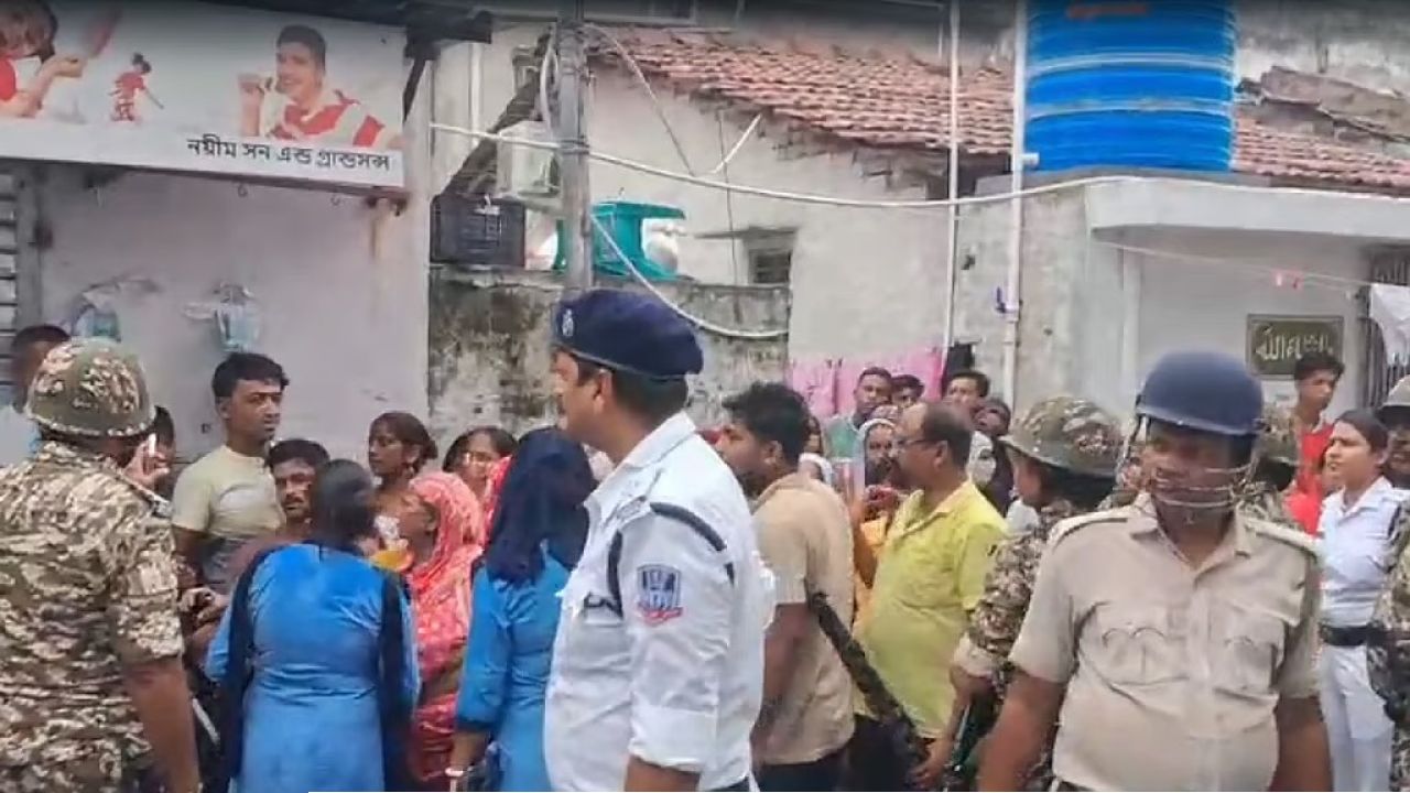 পুলিশের তলব এড়ালেন অপরূপা পোদ্দার! থানায় না গিয়ে আদালতের পথে প্রাক্তন সাংসদ?