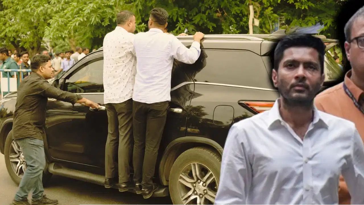 আইন কি শুধু সাধারণের জন্য? এবার বড়সড় বিপাকে অভিষেক! কালীঘাট থানায় দায়ের হলো এফআইআর
