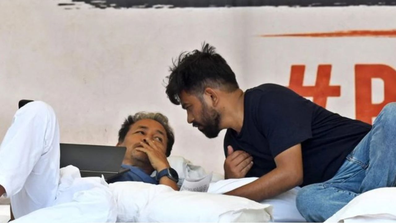 অবশেষে হুঁশ ফিরল! সোনম ওয়াংচুকের সমর্থনে গণঅনশনে নামছে ককরোচ পার্টি