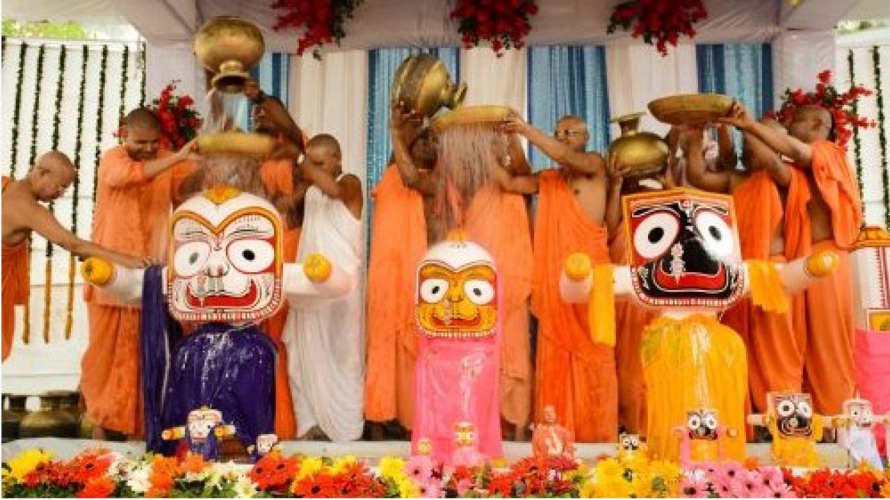আজই কি রথের রশিতে টান? জেনে নিন জগন্নাথ আরাধনার আসল পুণ্য তিথি, নির্ঘণ্ট ও ভাগ্য বদলানোর মোক্ষম উপায়
