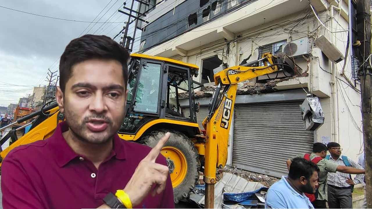 লিপস অ্যান্ড বাউন্ডস বিতর্কে জেলা প্রশাসনের নোটিস, প্রথম দফার আইনি লড়াইয়ে বড় স্বস্তি অভিষেকের