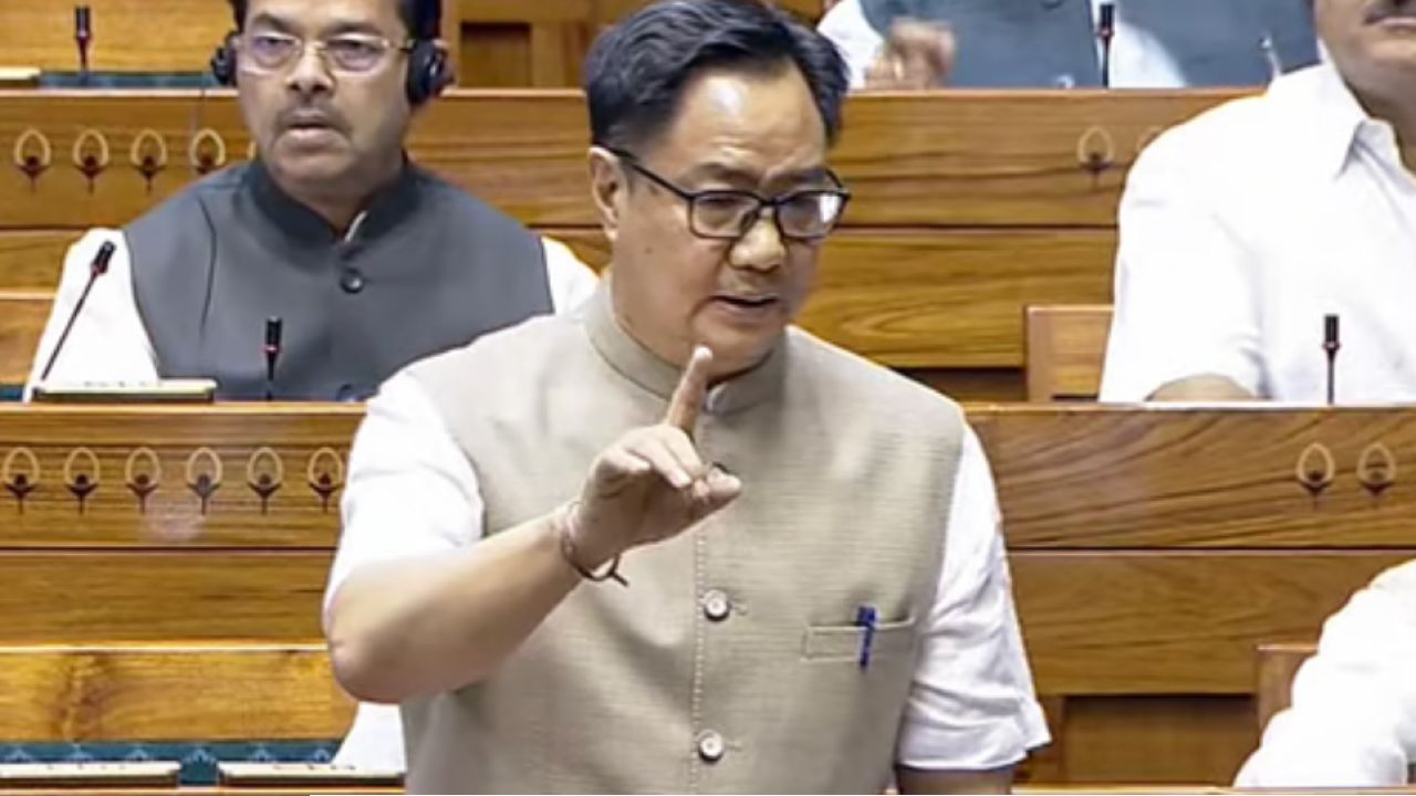 আন্দোলনের মুখে নতিস্বীকার! নিট কাণ্ডে সংসদে আলোচনায় রাজি কেন্দ্র