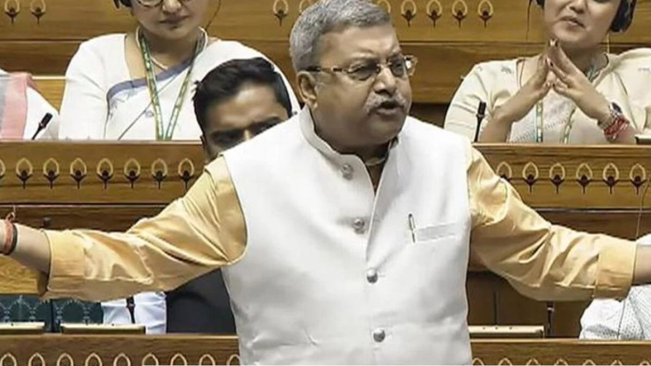দলের অন্দরে অশান্তি, এবার সংসদেও ধাক্কা! সাসপেন্ড কল্যাণ বন্দ্যোপাধ্যায় 