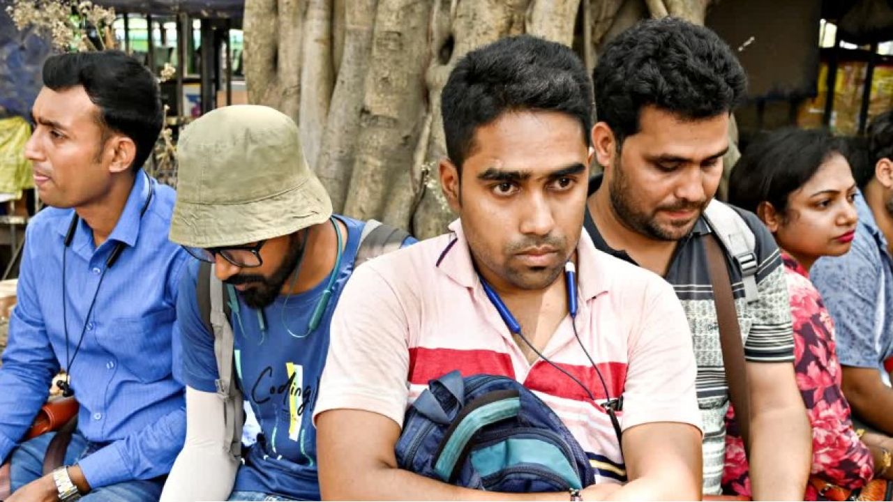 ৩১ অগাস্টের পরও কি বহাল থাকবে চাকরি? ‘যোগ্য’ শিক্ষকদের ভাগ্য নিয়ে সুপ্রিম কোর্টে বিরাট মোড়!