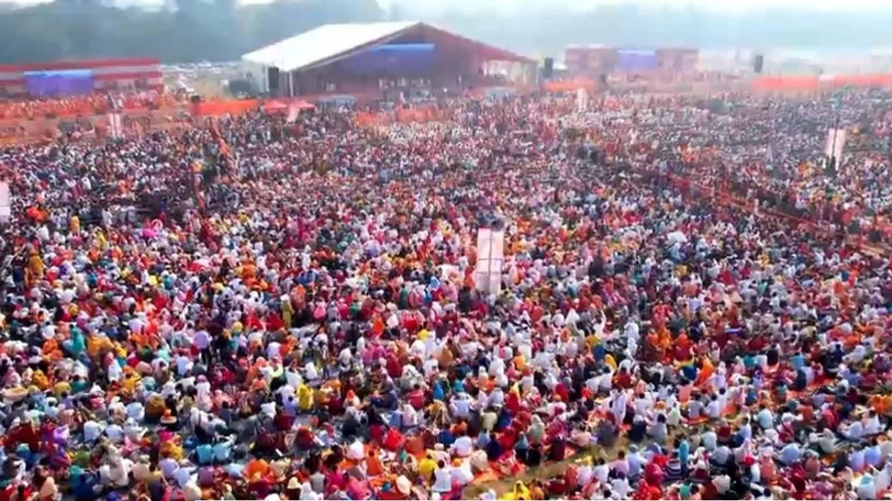ব্রিগেডে এবার রামকথার আসর! ৩ লক্ষাধিক ভক্তের সমাগম, গীতাপাঠের পর তিলোত্তমায় বড় কর্মসূচি 