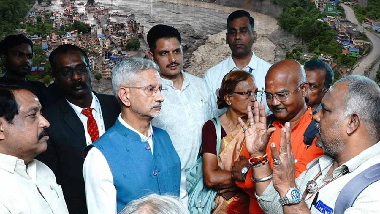  হড়পা বানের এক স্রোতেই উধাও দু’টি বাস! মৃত্যুর মুখ থেকে ফিরে নেপালের ভয়াবহ অভিজ্ঞতা জানালেন ২১ ভারতীয় 