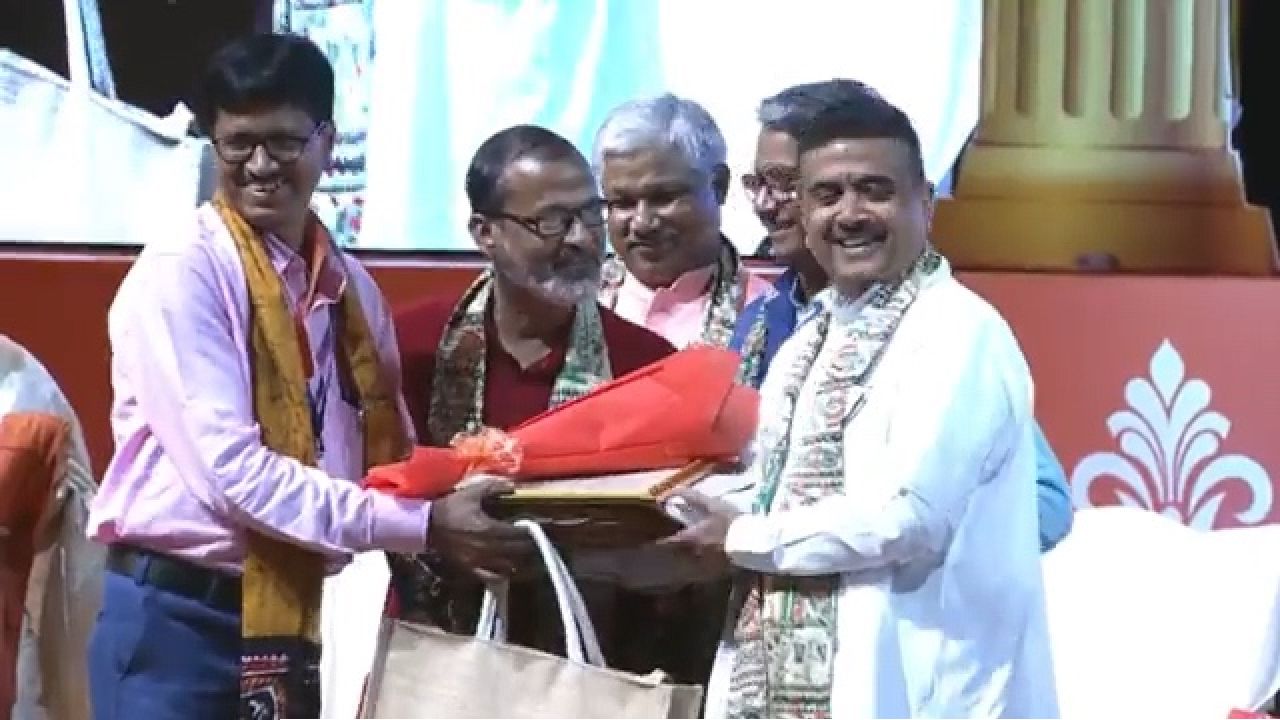 শিক্ষার বিকাশে ‘সিএমশ্রী’, বাংলা শিক্ষা নিয়ে ছিনিমিনি খেলেছে তৃণমূল, তোপ শুভেন্দুর