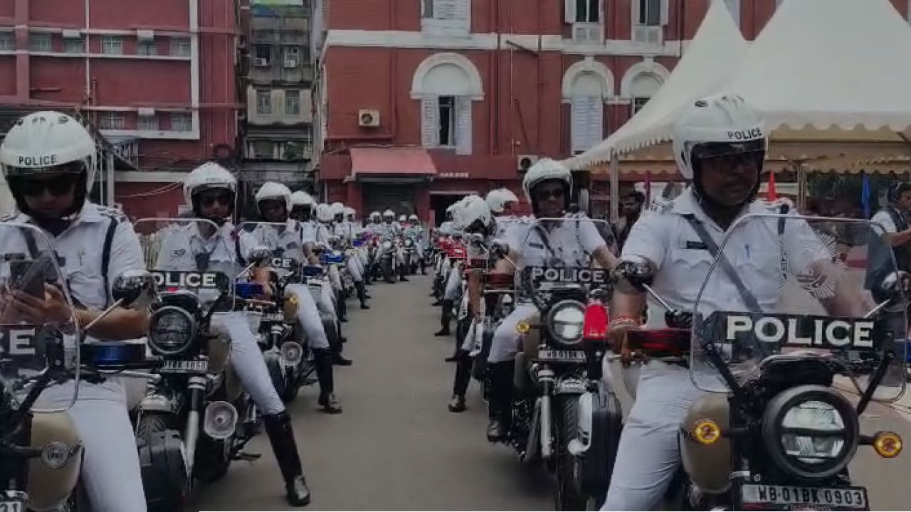 পুজোর আগেই লালবাজারে ৫১টি নতুন যান, গতি বাড়বে কলকাতা পুলিশের
