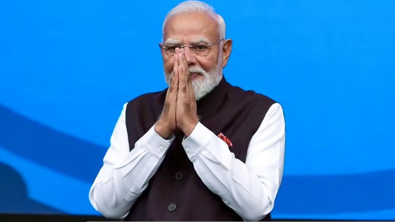 মোদীর অনুষ্ঠানে বন্দুকসহ ‘ভুয়ো পিএমও কর্তা’! মুম্বইয়ের অম্বানী সেন্টারে বিরাট নিরাপত্তা বিভ্রাট