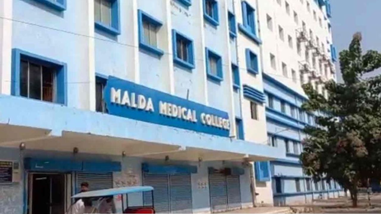 Malda Medical College: ২৪ দিনে ৫৫ নবজাতকের মৃত্যু! মালদহ মেডিক্যালে চরম উত্তেজনা, দায় এড়িয়ে আসল কারণ জানাল কর্তৃপক্ষ