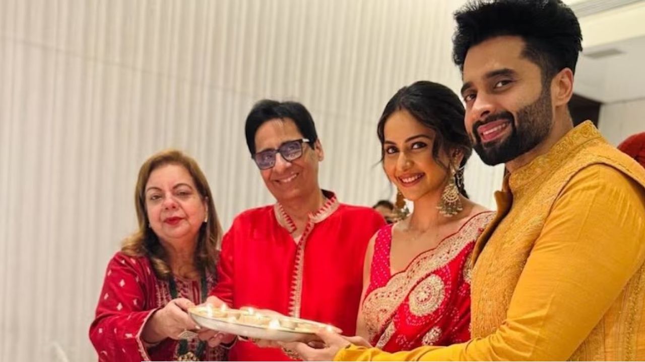 Rakul Preet Singh: জ্যাকি-রকুলপ্রীতের সঙ্গে যুক্ত ১২ ঠিকানায় তল্লাশি অভিযান! নেপথ্যে কী? 