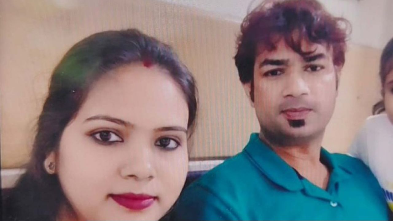Gopalnagar Case: লেডি কনস্টেবল বান্ধবীর সাথে ব্যাংক ম্যানেজার স্বামীর গোপন প্রেম! জানতে পেরেই মর্মান্তিক পরিণতি, ঘর থেকে উদ্ধার ঝুলন্ত দেহ