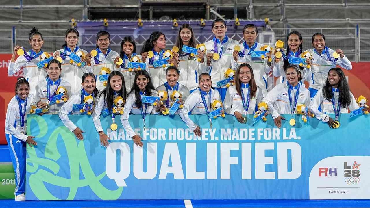 Asian Games: এশিয়াডে সোনা, এবার পুরস্কারের অঙ্কে চমক! ভারতীয় মহিলা হকির তারকাদের জন্য কী ঘোষণা?