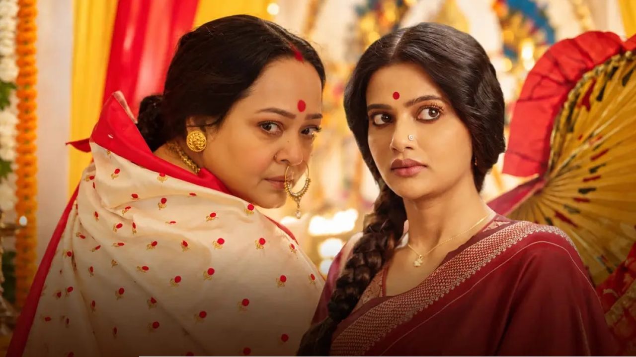  Debipokkho series review: মা কালীর সোনার জিভ উধাও, তারপরই খুন! বনেদি বাড়ির অন্ধকার রহস্যে কতটা জমল ‘দেবীপক্ষ’?