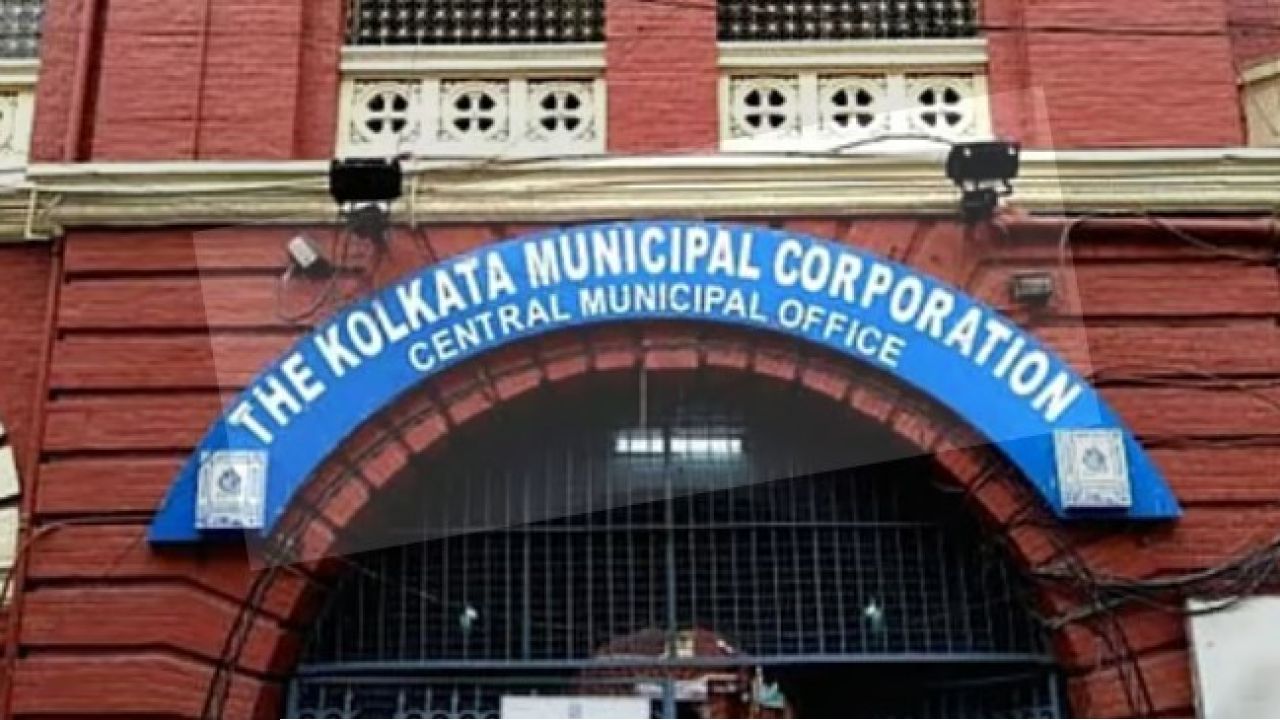 KMC Election: “নিয়ম ভেঙে কর্পোরেশন দখলের চক্রান্ত!” আসন পুনর্বিন্যাসে চরম অনিয়মের অভিযোগে একজোট বিরোধীরা, হাই কোর্টে তীব্র আইনি ধাক্কার মুখে পুরসভা!
