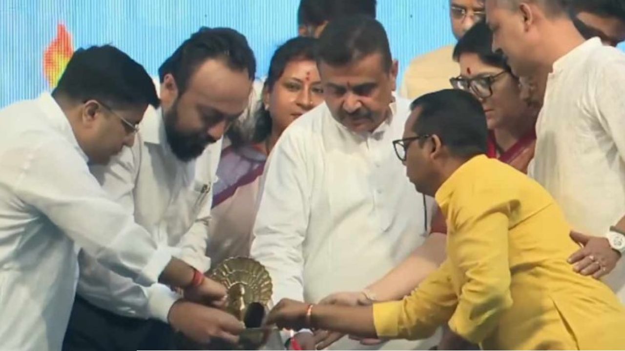 Subhendu Adhikari: প্রশাসক মোদীর ২৫ বছর: নেতাজি ইন্ডোরে মুখ্যমন্ত্রী শুভেন্দুর ‘সেবা জ্যোতি যাত্রা’